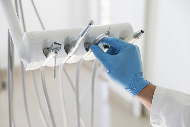Professional Dental Crowns And Bridges technician working in Peabody, KS